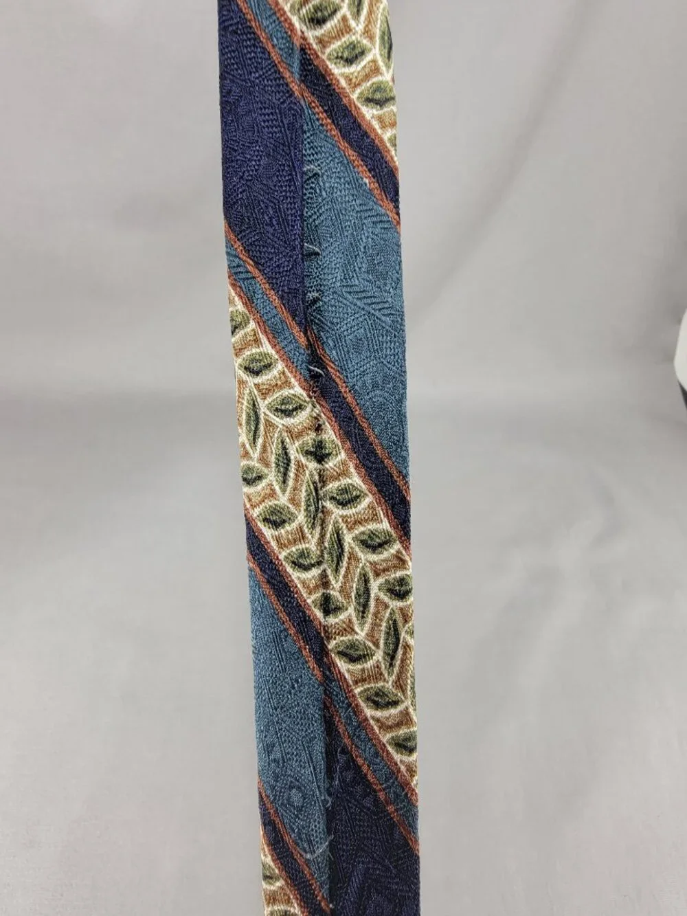 Calvin Klein Silk Necktie Tie Mens Blue Tan Stripe Leaf Geometric USA